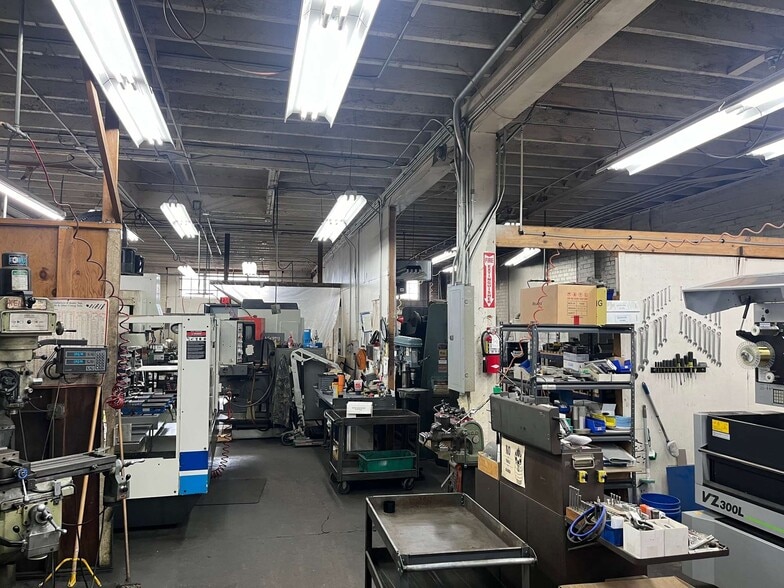 More Photos Of 646 N Thompson St, Portland Manufacturing For Sale