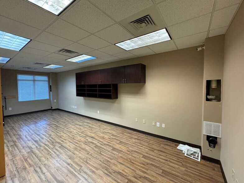 More Photos Of 135 Parkway Office Ct, Cary Medical For Sale