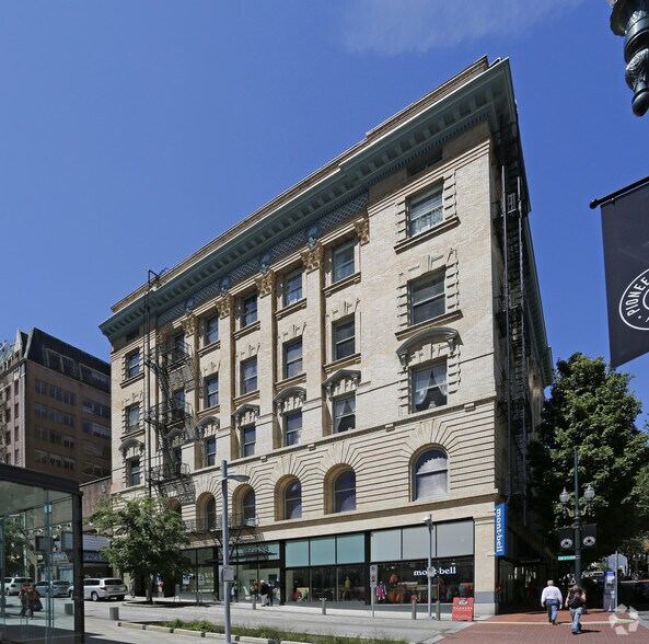 More Photos Of 918 SW Yamhill St, Portland Office For Lease