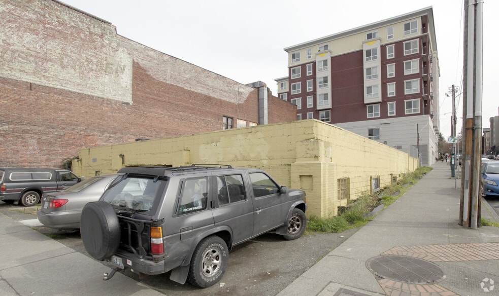 More Photos Of , Seattle Unknown For Sale