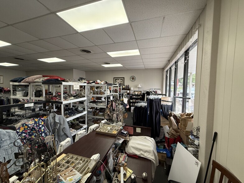 More Photos Of 502 Route 20, New Lebanon General Retail For Lease