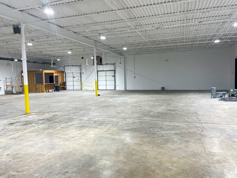 More Photos Of 4-6 Pheasant Run, Newtown Manufacturing For Lease