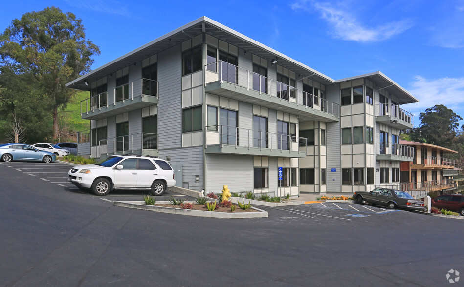 Primary Photo Of 2970 Camino Diablo, Walnut Creek Medical For Lease