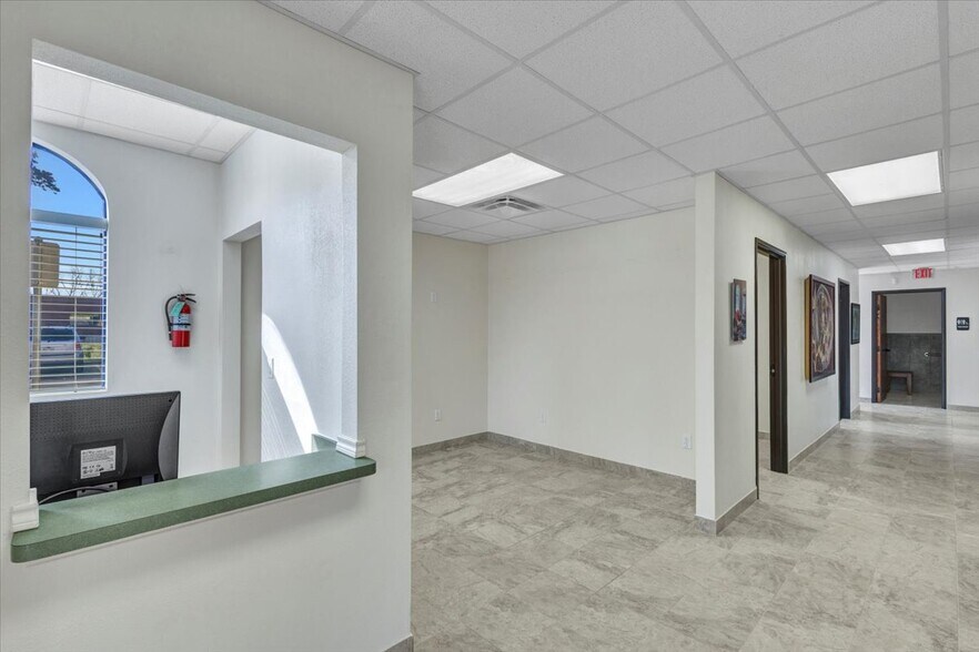 More Photos Of 401 W Main St, Allen Medical For Sale