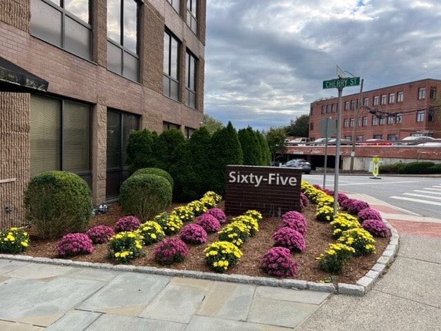 More Photos Of 65 Locust Ave, New Canaan Office For Lease