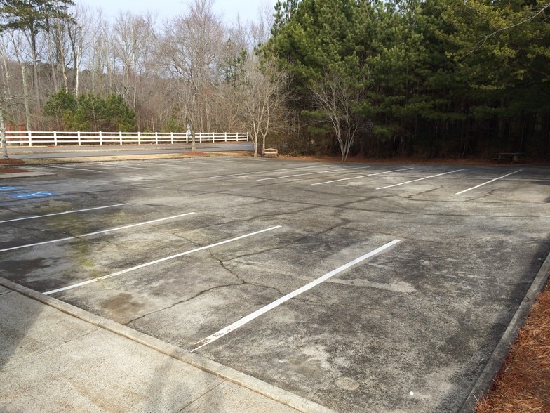 More Photos Of 103 Springfield Center Dr, Woodstock Office For Lease