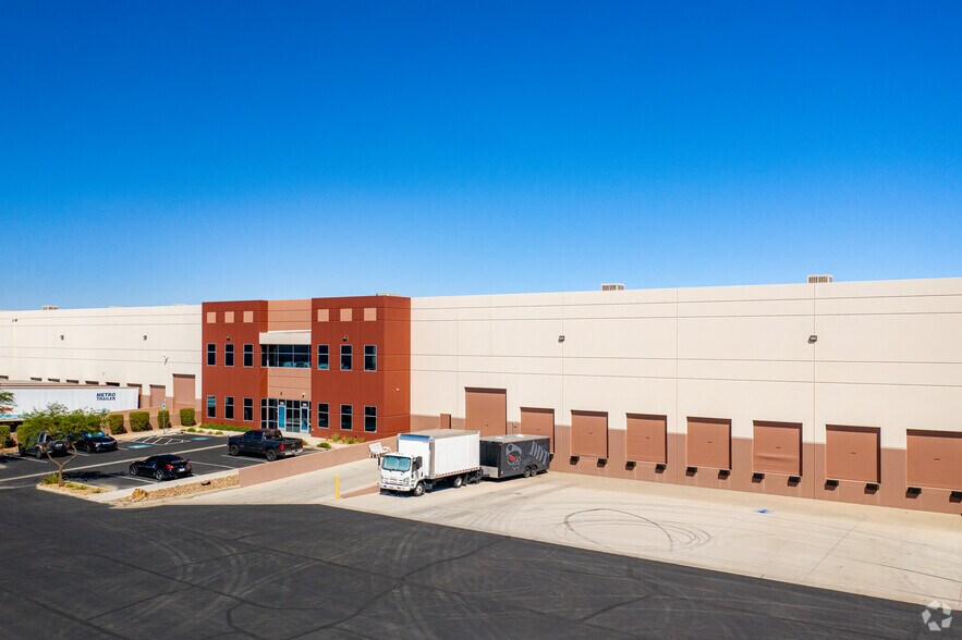 More Photos Of 7465 W Sunset Rd, Las Vegas Unknown For Lease