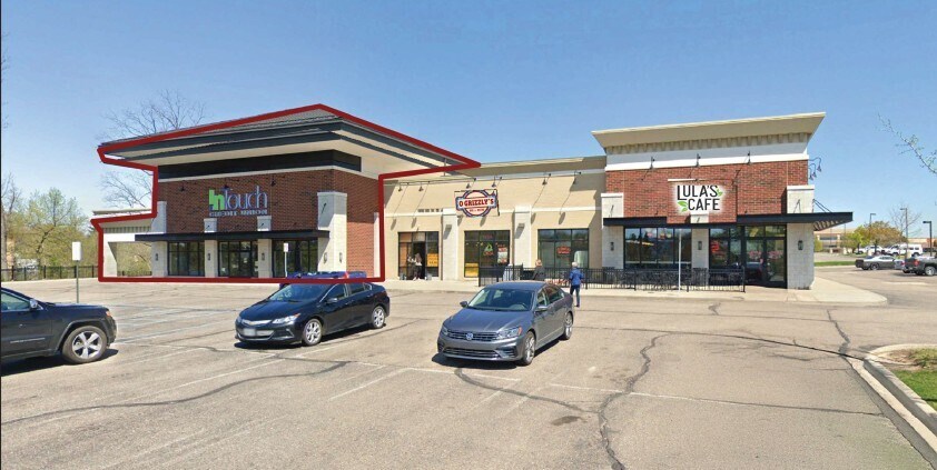 More Photos Of 3355-3395 University Dr, Auburn Hills Storefront For Lease