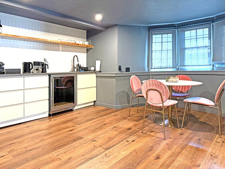 More Photos Of 4020 Broadway, Oakland Apartments For Lease