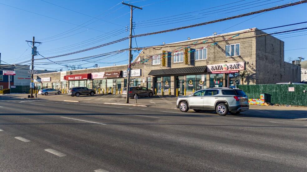 More Photos Of 164-24-48 Cross Bay Boulevard, Howard Beach, Howard Beach General Retail For Sale