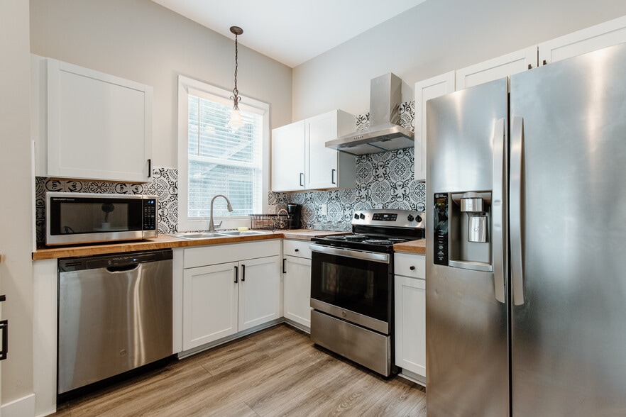 More Photos Of 616 S Converse St, Spartanburg Apartments For Sale