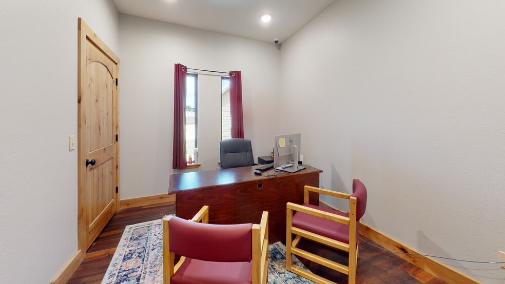 More Photos Of 4150 Highway 36 S, Brenham Shelter For Sale