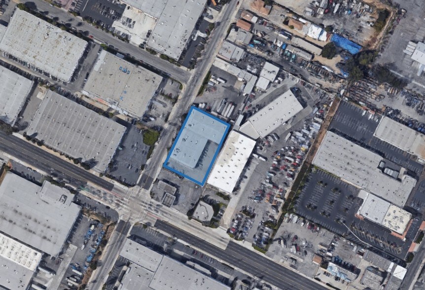 More Photos Of 938-940 S Vail Ave, Montebello Warehouse For Lease