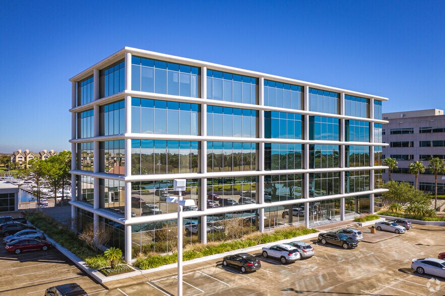 More Photos Of 2450 South Shore Blvd, League City Office For Lease