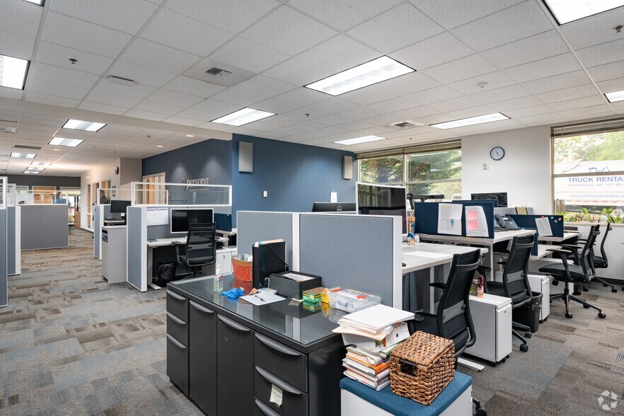 More Photos Of 35131 SE Douglas St, Snoqualmie Office For Sale