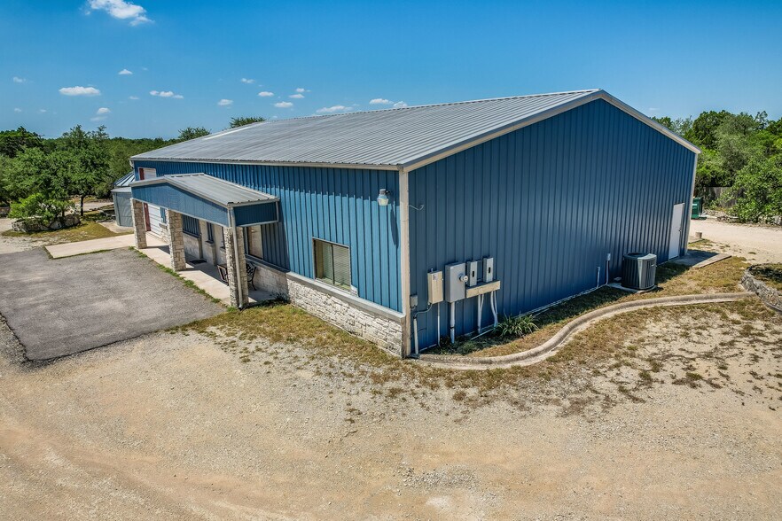 More Photos Of 3500 Lohmans Ford Rd, Lago Vista Warehouse For Sale