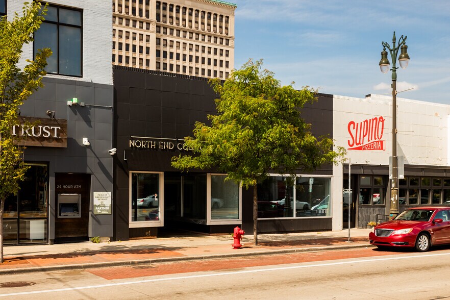 Primary Photo Of 6513 Woodward Ave, Detroit Storefront For Sale