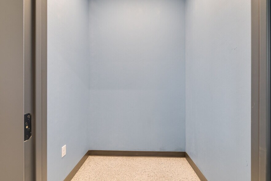 More Photos Of 3305 NW 192nd St, Edmond Healthcare For Sale