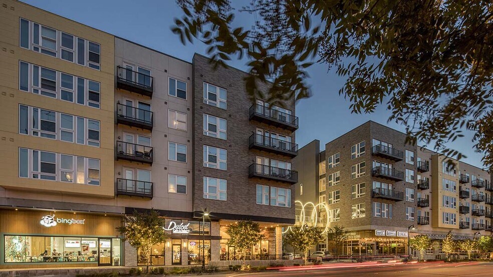 More Photos Of 320 Singleton Blvd, Dallas Multifamily For Sale