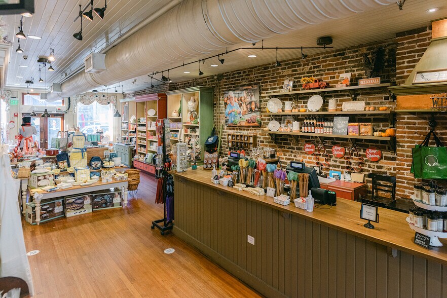 More Photos Of , Savannah General Retail For Sale