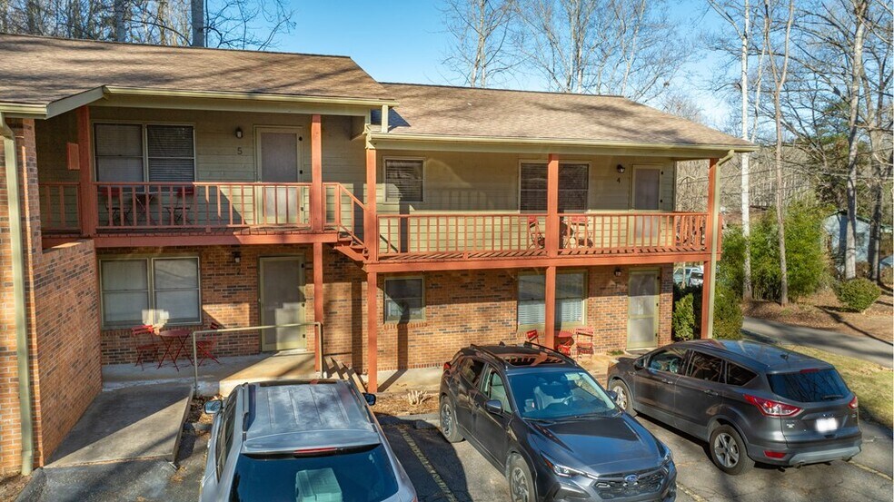 More Photos Of 80 Love St, Franklin Apartments For Sale