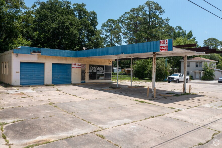 More Photos Of 749 S Edgewood Ave, Jacksonville Auto Repair For Sale