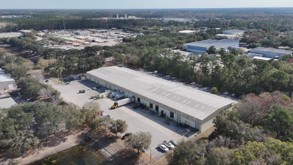 Primary Photo Of 11210 E Phillips Industrial Blvd, Jacksonville Warehouse For Lease