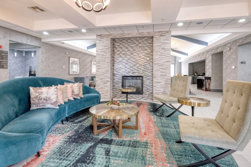 More Photos Of 14450 Park Row, Houston Hotel For Sale