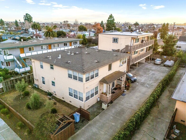 Primary Photo Of 1412-1416 9th St, Berkeley Apartments For Sale