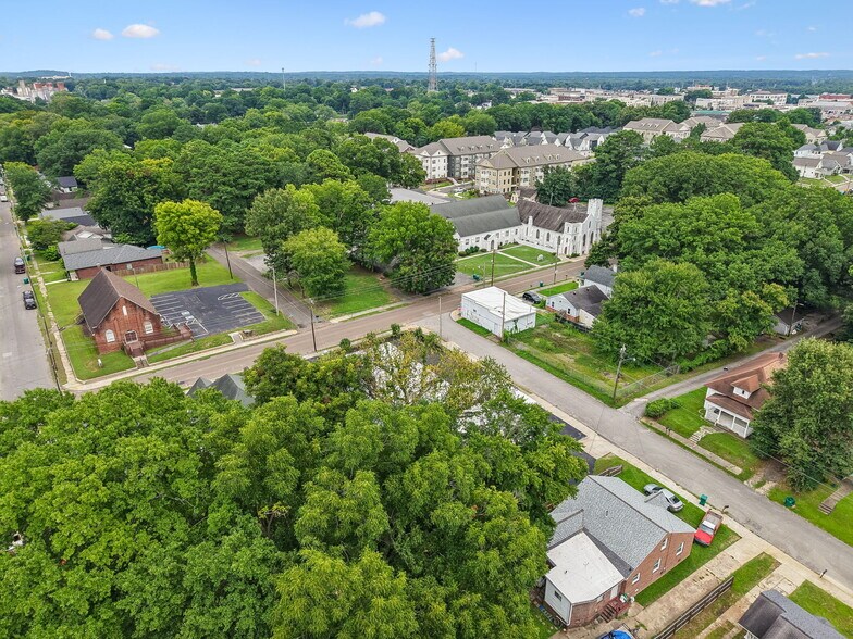 More Photos Of 183 Campbell St, Jackson Apartments For Sale