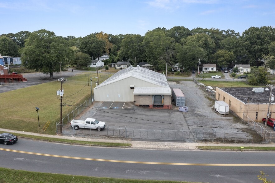 More Photos Of 1444 W Airline Ave, Gastonia Warehouse For Sale