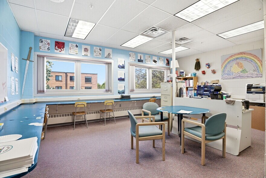 More Photos Of 6541 16TH Ave S, Richfield Schools For Lease