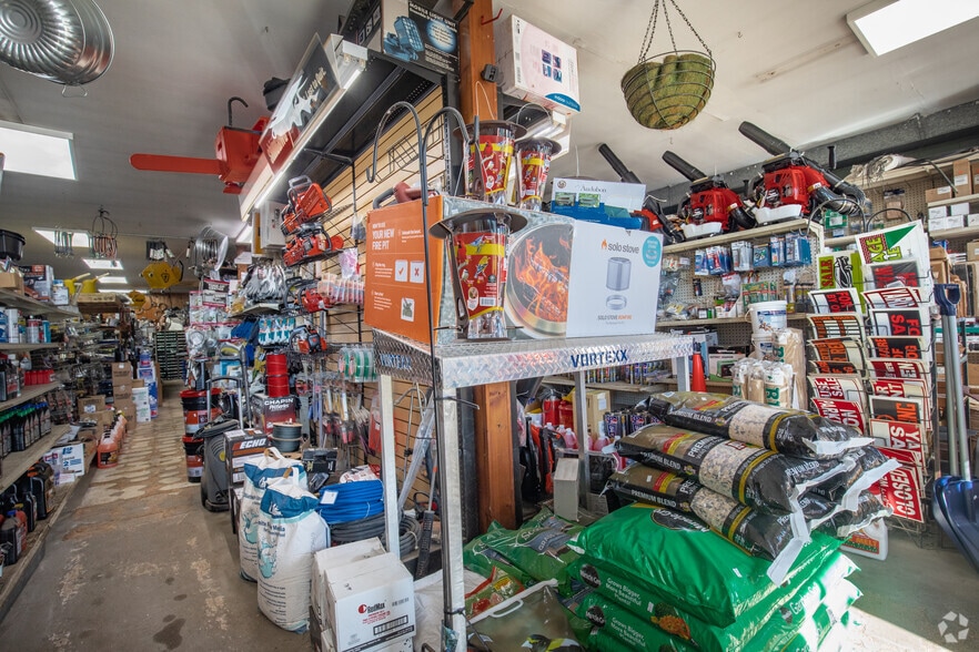 More Photos Of 494 Montauk Hwy, East Quogue Freestanding For Sale