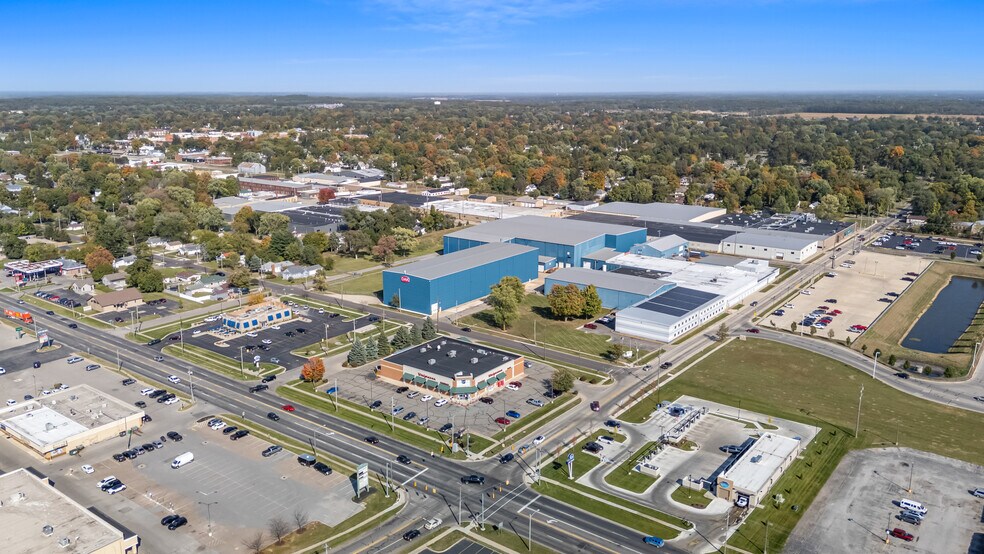 More Photos Of 950 S Centerville Rd, Sturgis Drugstore For Sale