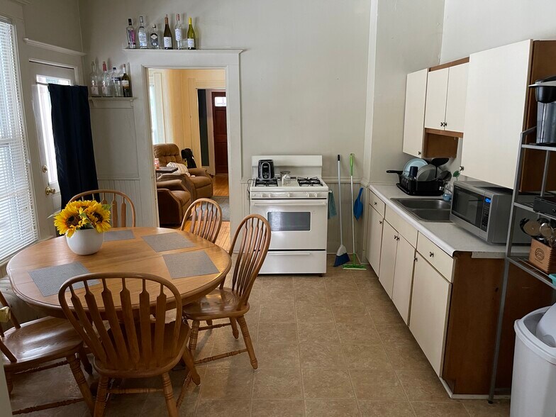 More Photos Of , Oshkosh Multifamily For Sale