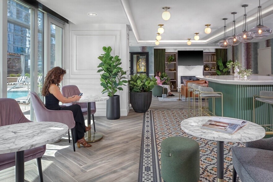 More Photos Of 222 W Erie St, Chicago Multifamily For Sale