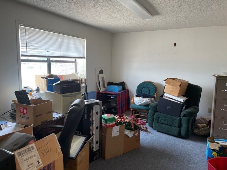 More Photos Of 2504 Hwy 82, Gainesville Auto Repair For Sale