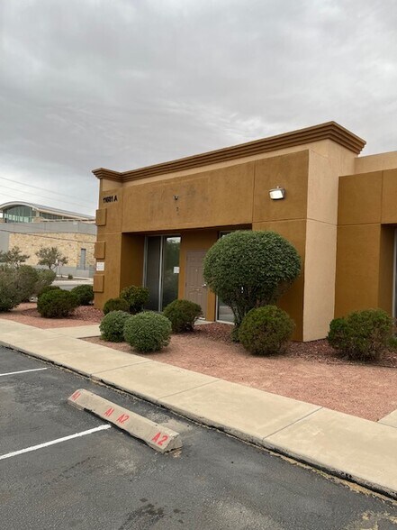 More Photos Of 11601 Pellicano Dr, El Paso Unknown For Lease