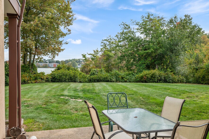 More Photos Of 2 Douglas Pike, Smithfield Office For Sale