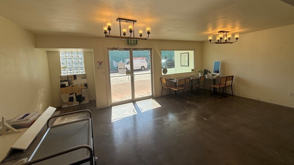 More Photos Of 123 Front Ave NW, Castle Rock Storefront Retail Office For Sale