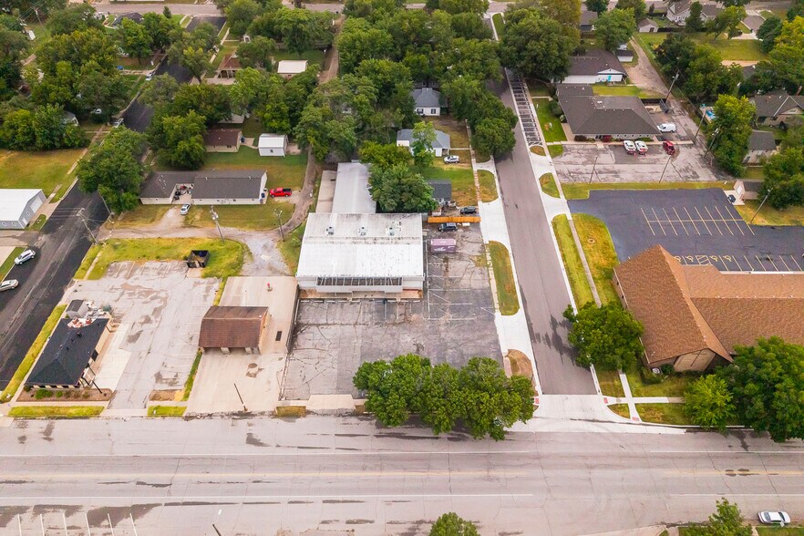 More Photos Of 226 E Ross St, Clearwater Freestanding For Sale