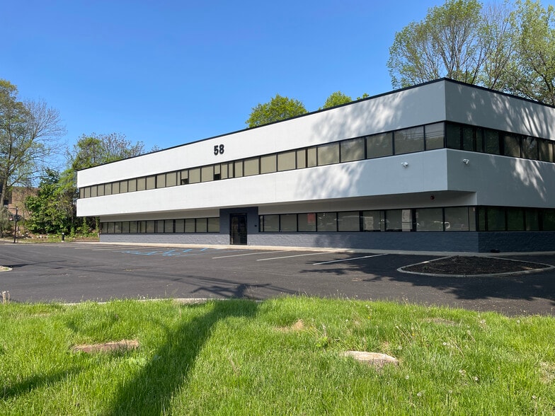 More Photos Of 58 US Highway 46, Budd Lake Office For Lease