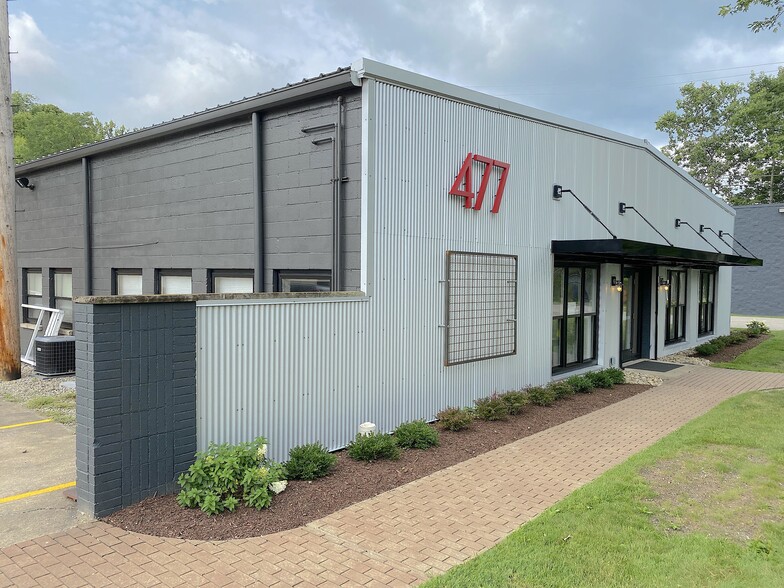 Primary Photo Of 477 Industrial Pky, Chagrin Falls Light Manufacturing For Lease