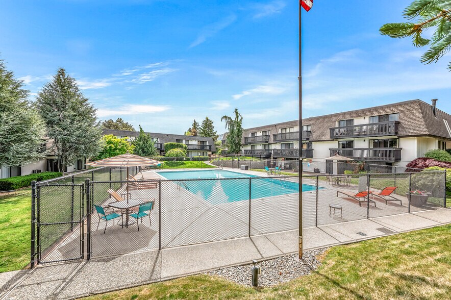 More Photos Of 1311 Westwood Ave, Wenatchee Apartments For Sale