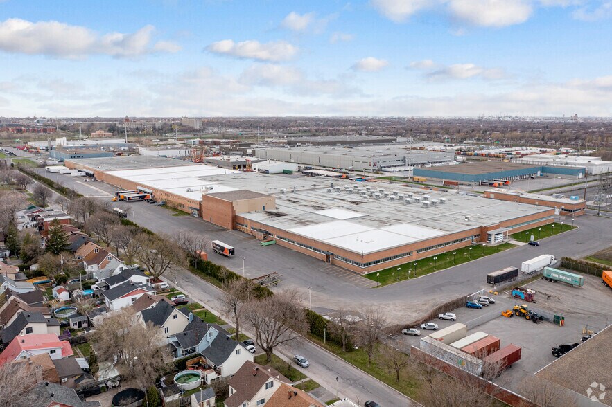 More Photos Of 7101 Rue Notre-Dame E, Montréal Warehouse For Lease