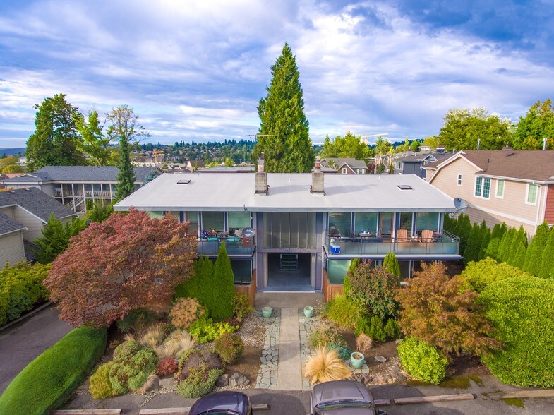 More Photos Of 324 6th Ave S, Kirkland Apartments For Sale