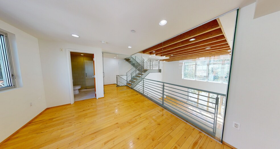 More Photos Of 3450 Cahuenga Blvd W, Los Angeles Office Residential For Lease