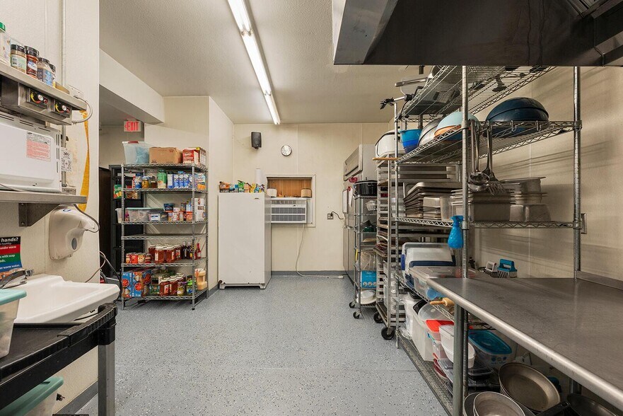 More Photos Of 381 W Guin Rd, Nixa Lodge Meeting Hall For Sale