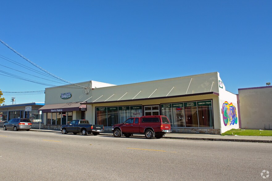 More Photos Of , Santa Cruz General Retail For Sale