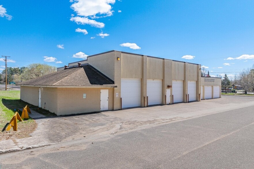 Primary Photo Of 614 Wild Rice Ave, Lac Du Flambeau Office For Sale